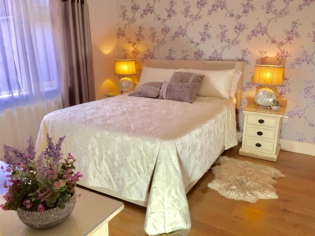 Laburnum Bed & Breakfast